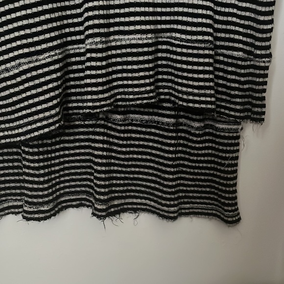 3/$40 Free People Striped Tunic - Picture 4 of 5